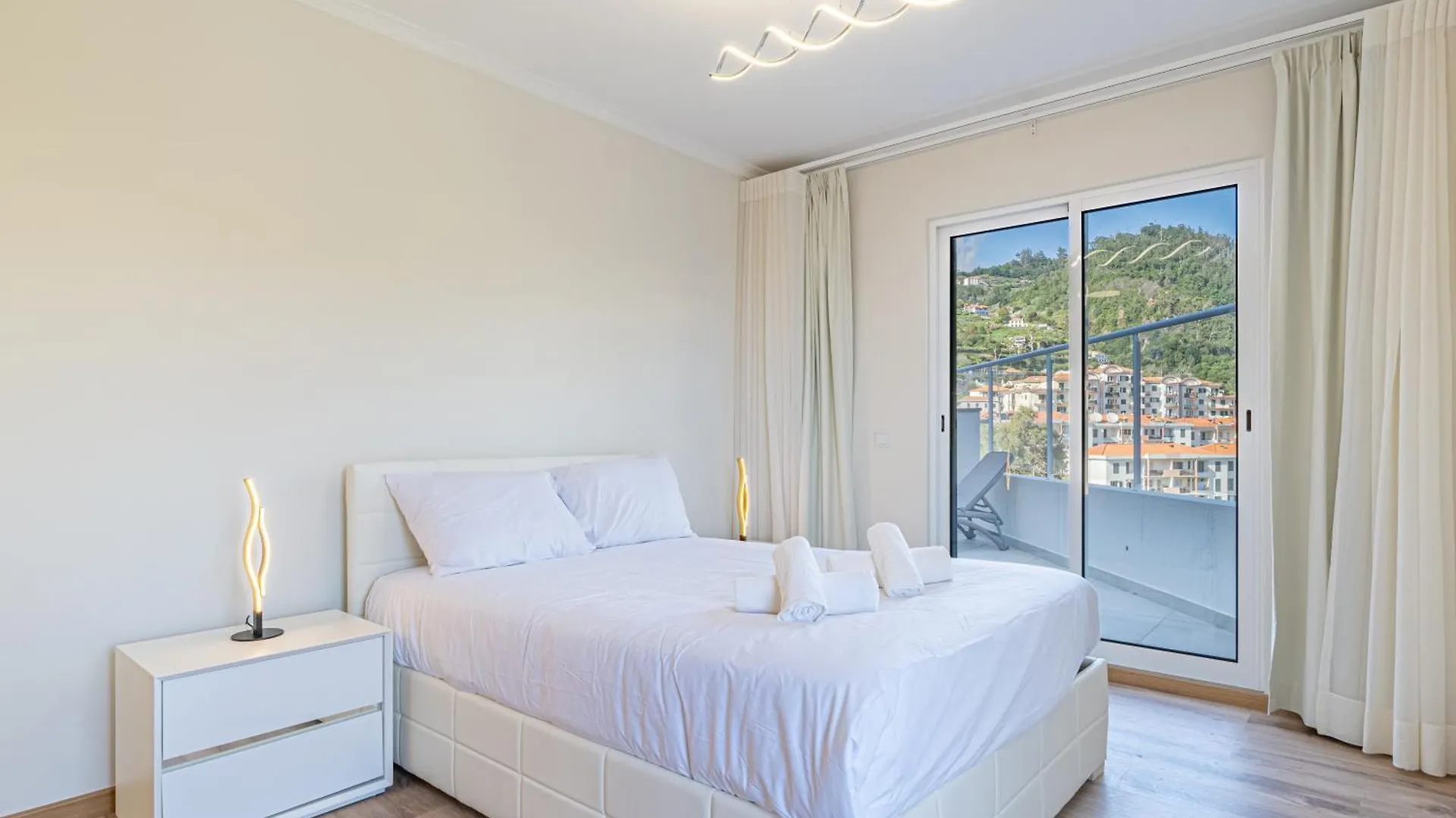 Sunflower Apartment Caniço